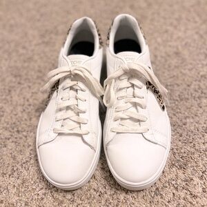 SKECHERS COURT CLASSIC MEMORY FOAM SNEAKERS